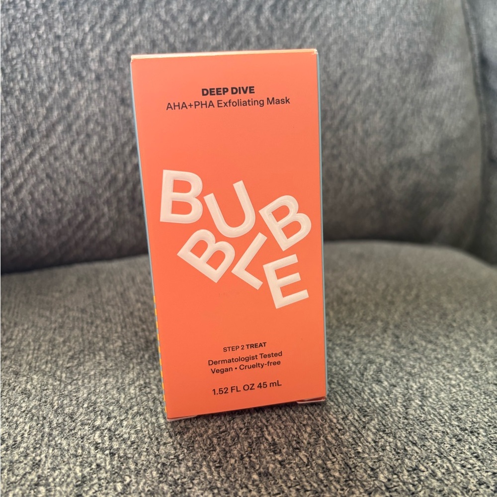 Bubble Deep Dive AHA+PHA Exfoliating Mask - New - Picture 5 of 5